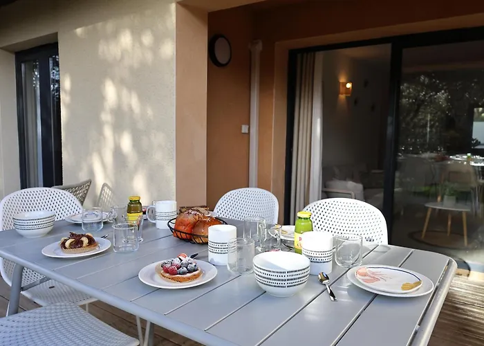 Casa 115 - & Piscine Chauffee Apartment *