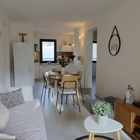 Casa 115 - Plage&piscine Chauffée Appartement *